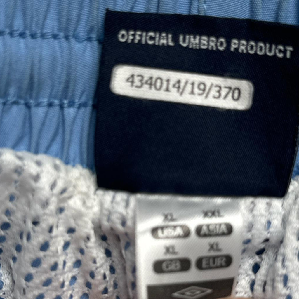 Umbro Vintage Light Blue and Navy Shell Trackpant Shorts (XL)