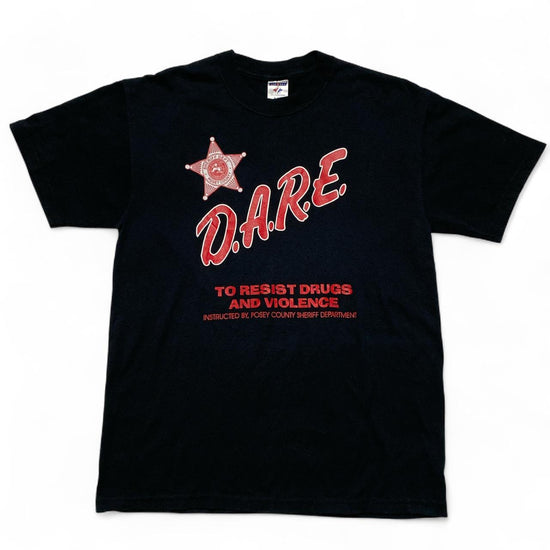 Dare To Resist Drugs and Violence Vintage 90’s Sheriff Department Posey County Indiana Black and Red (M)