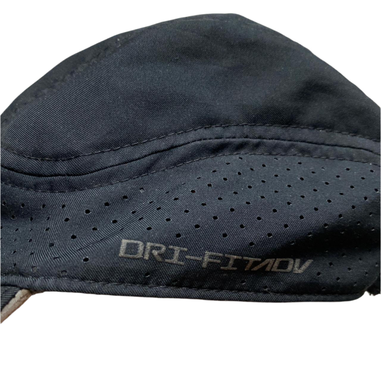 Nike Dri Fit Advantage Black and Silver Cap