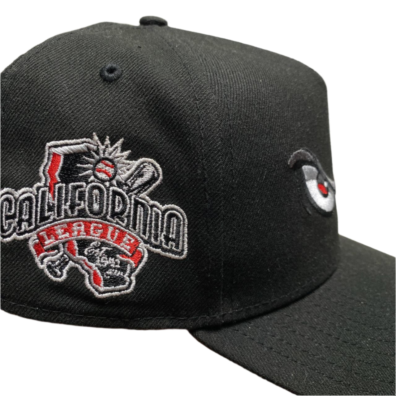 Lake Elsinore Eyes New Era MLB Baseball Cap Black White and Red