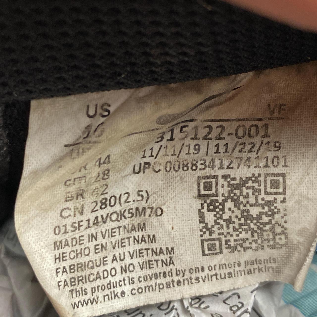 Nike Air Force 1 Black (UK 9)