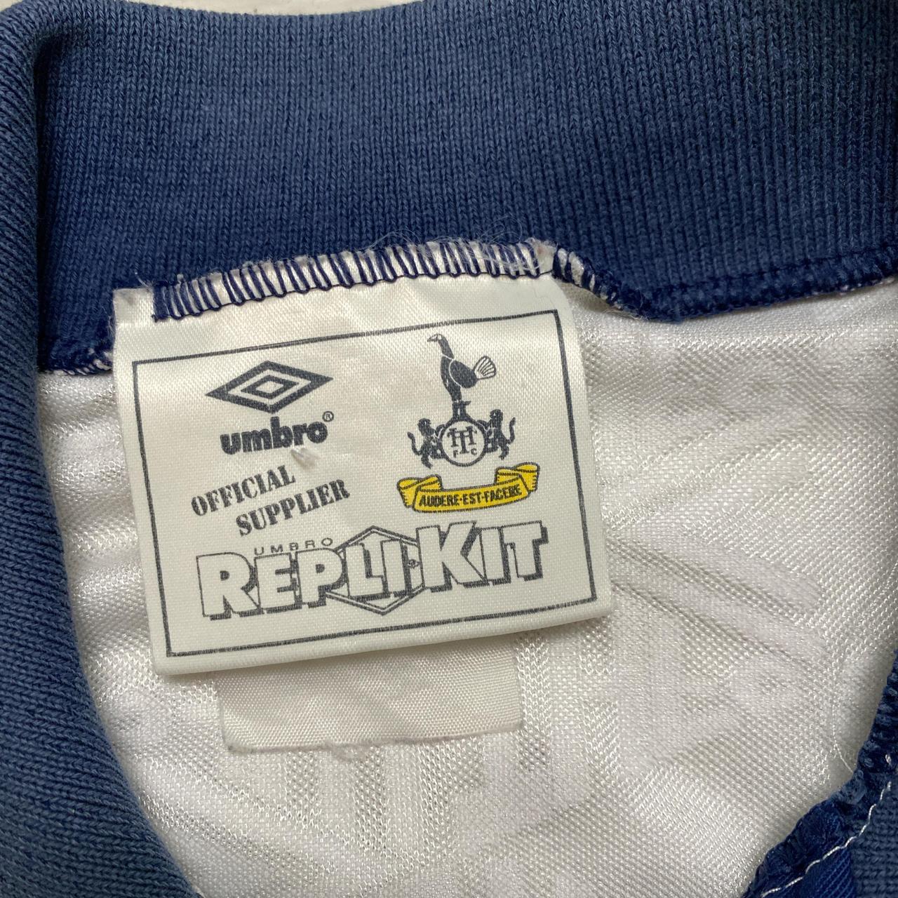 Tottenham Hotspur Vintage Umbro 90’s Football Jersey (S)