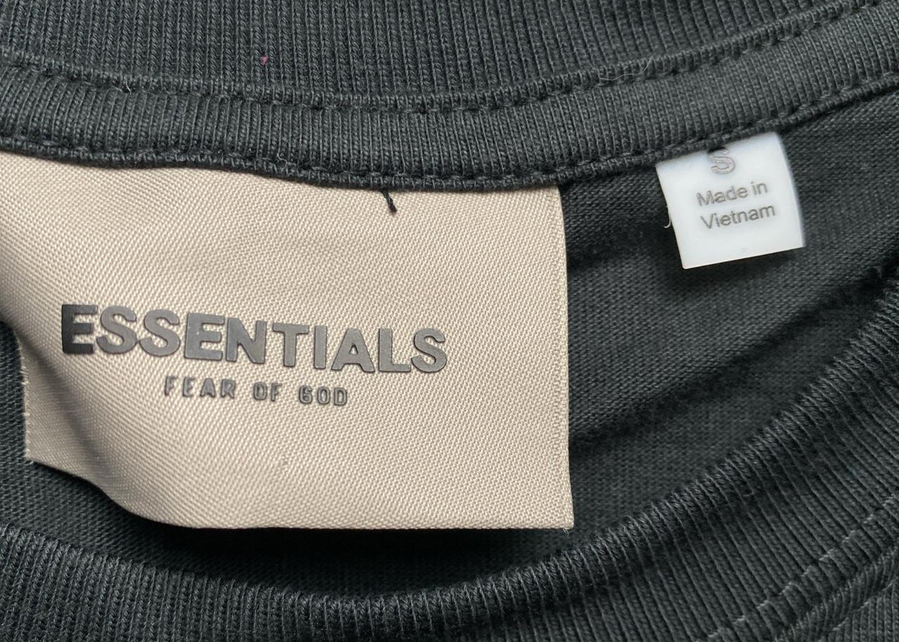 Fear of God Essentials Black T Shirt (S)