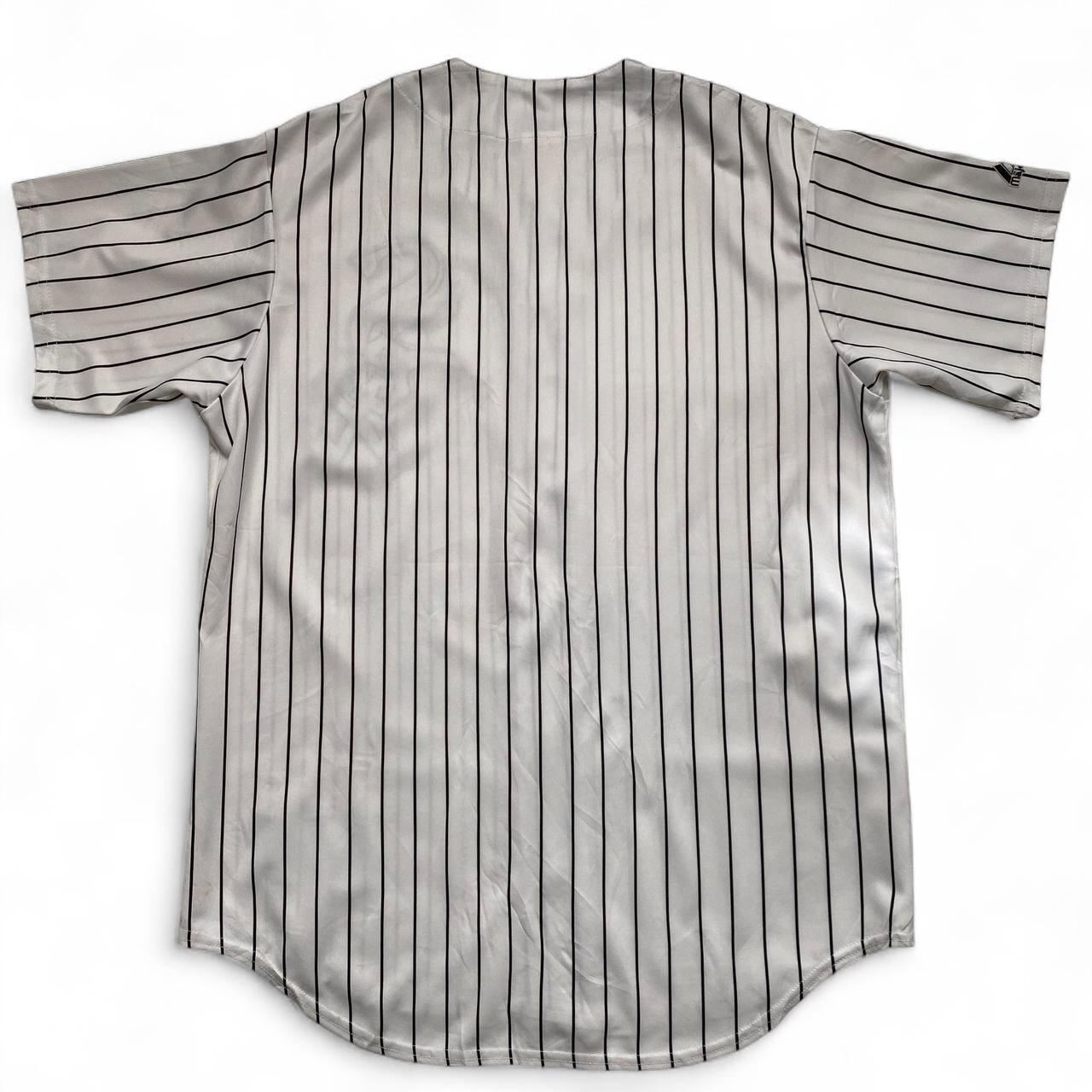 Chicago White Sox MLB Vintage Y2K Pinstripe White And Black Baseball Jersey (M)