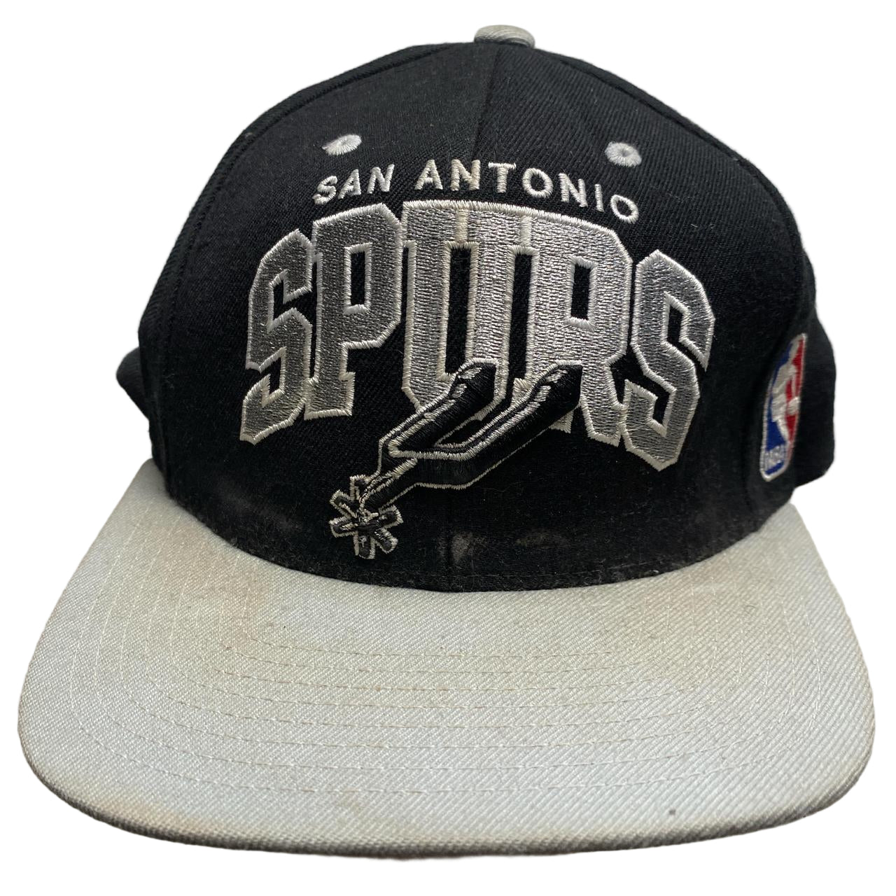 San Antonio Spurs NBA Black and Grey Snapback Cap