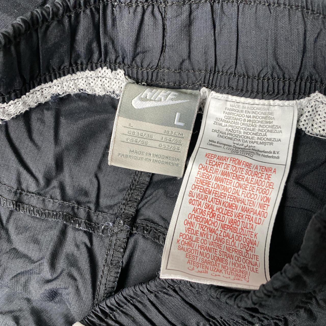 Nike Vintage Black and White Swoosh Shell Trackpant Shorts (L)