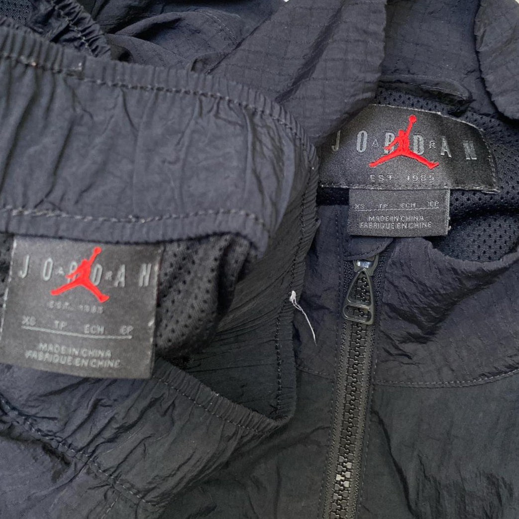 Jordan 23 Black and White Shell Windbreaker Tracksuit (XS)