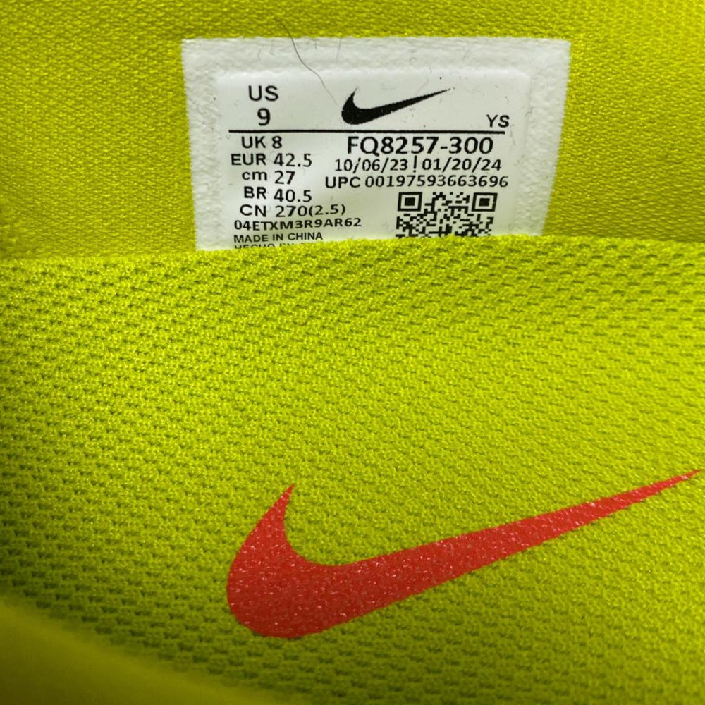 Nike Clogposite Cactus Green and Red (UK 8)