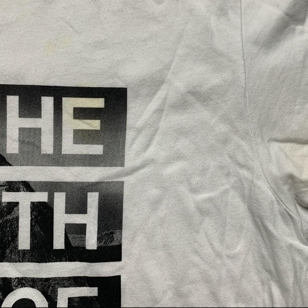 The North Face White T Shirt (M)