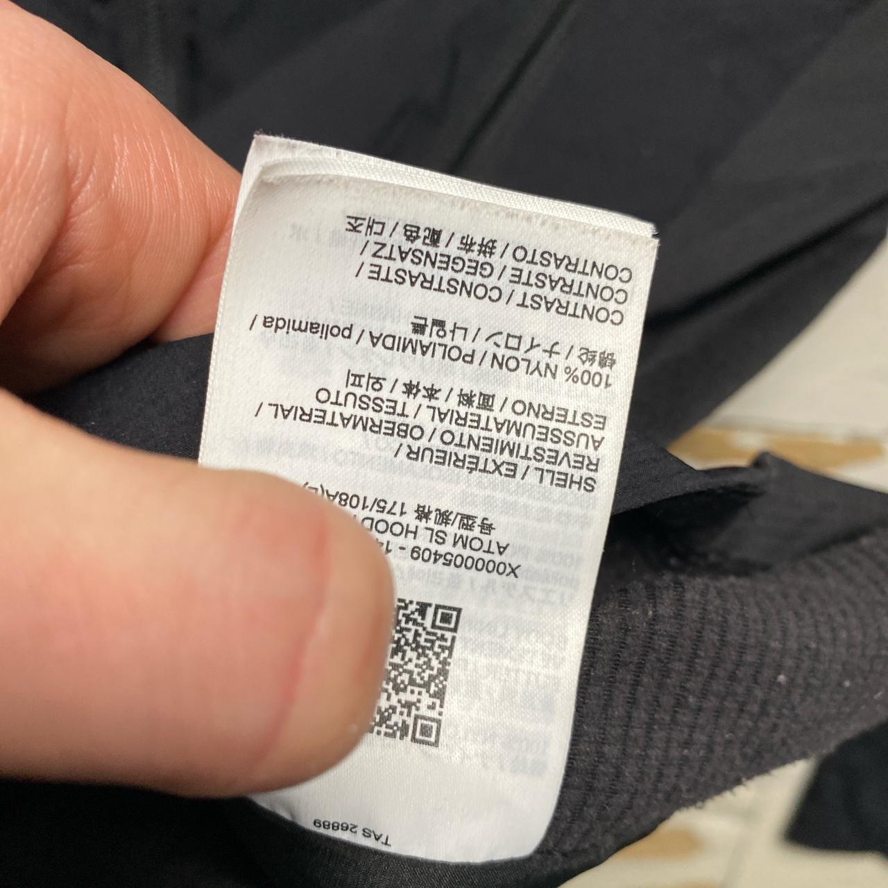 Arc’Teryx Black and Grey Atom SL Lightweight Hoodie Jacket