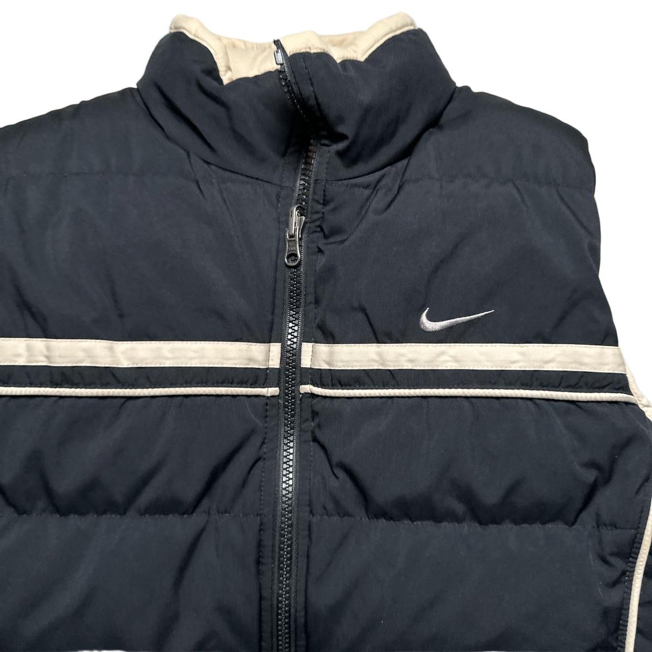 Nike Vintage y2k Womens Reversible Gilet Cream and Black (M)