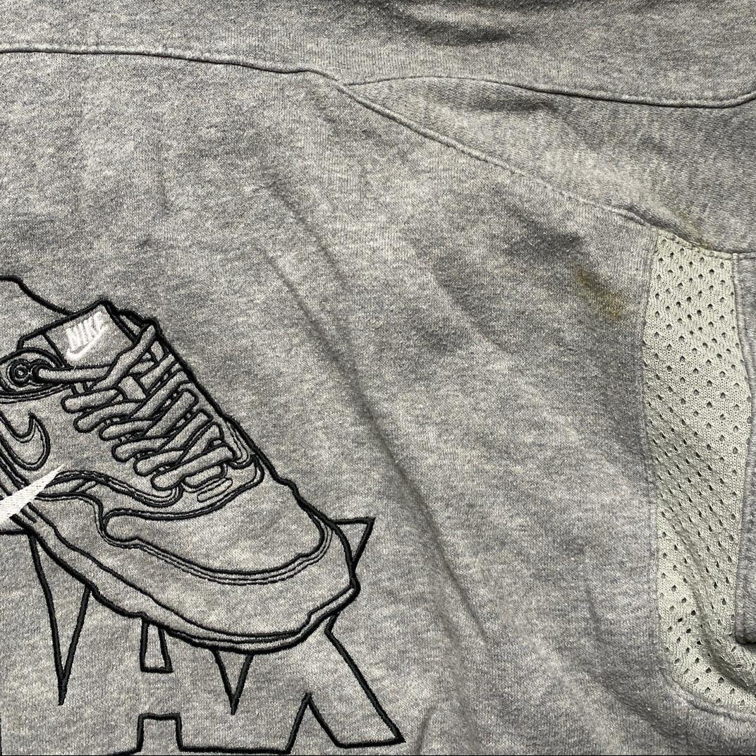 Nike Air Max Vintage Grey Black and White Embroidery Hoodie (XS)