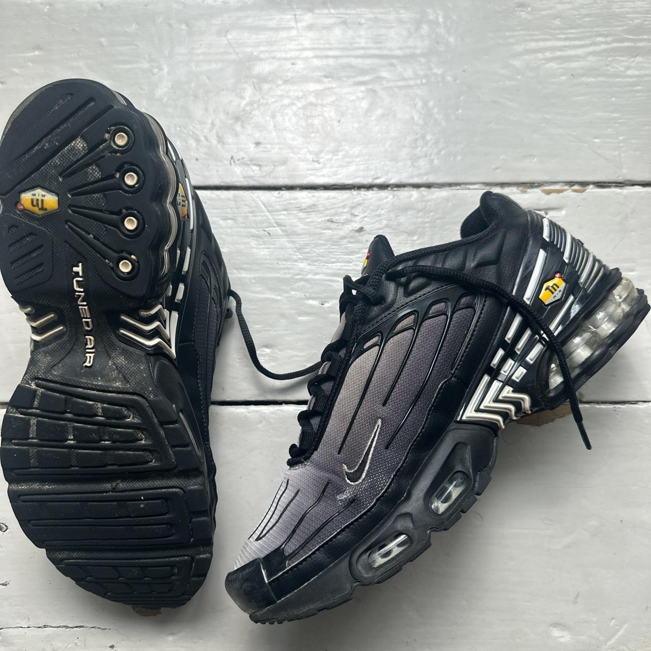 Nike TN 3 III Air Max Plus Black and White