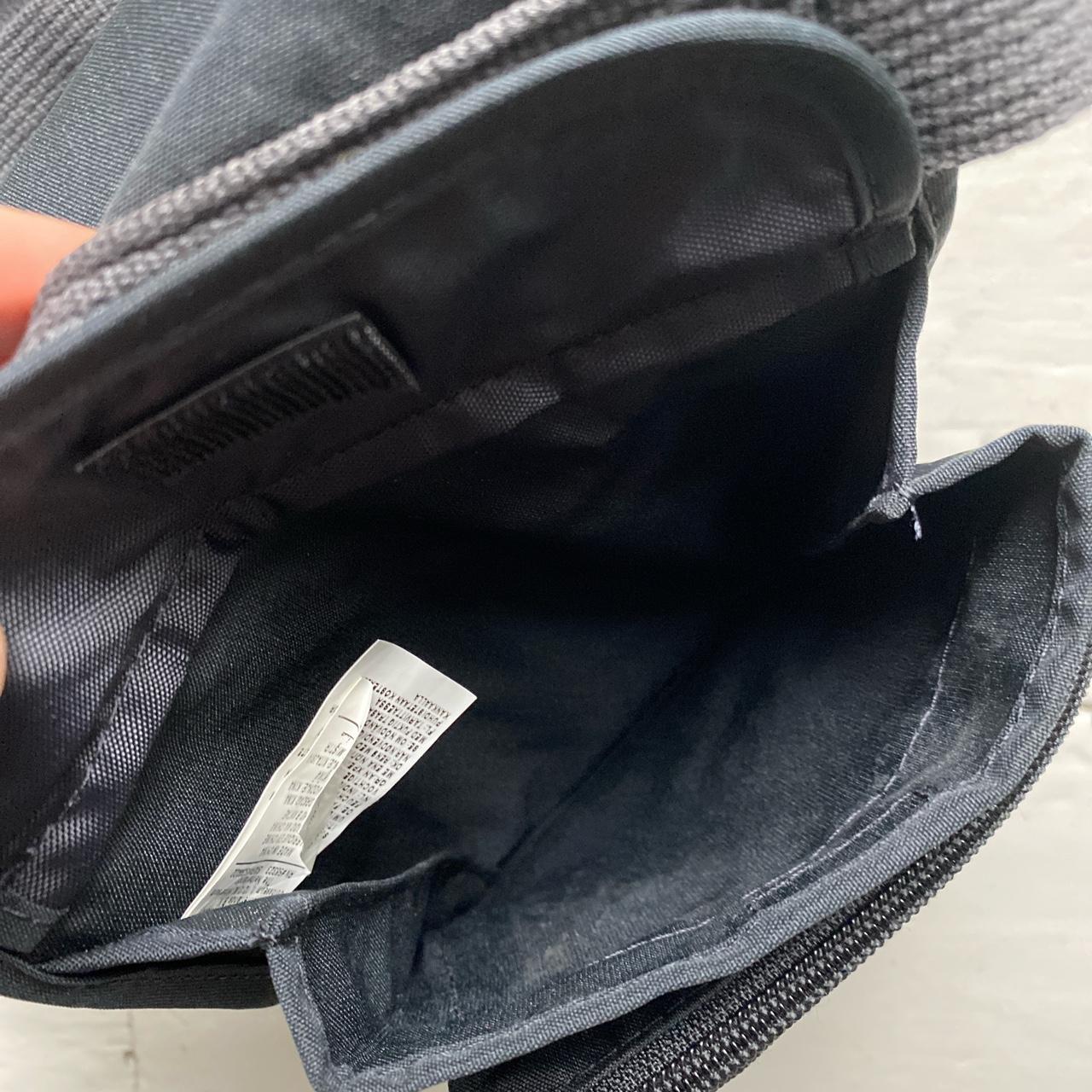 Nike Air Max Vintage Small Pouch Black and White Bag