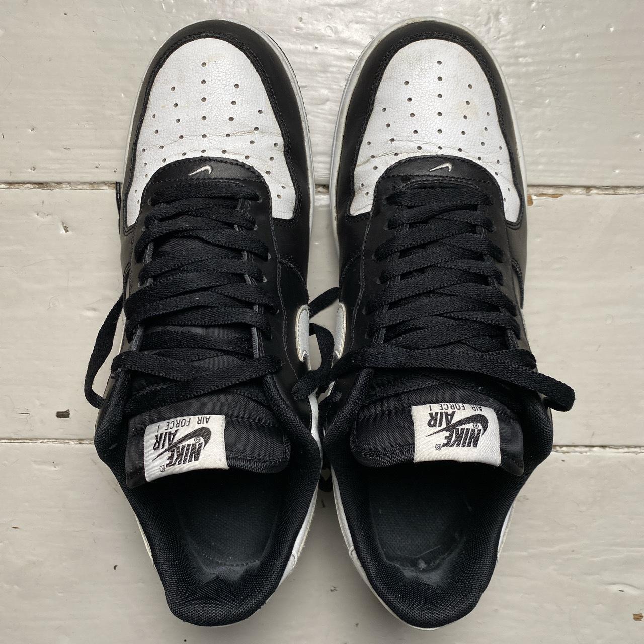 Nike Air Force 1 White and Black