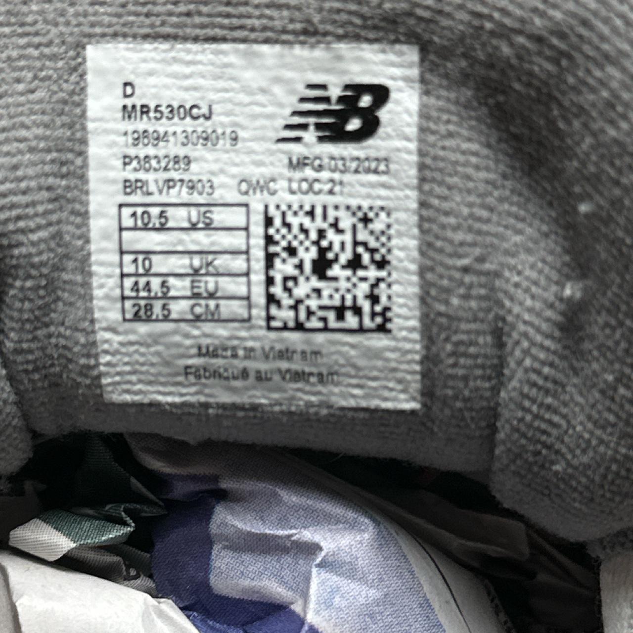 New Balance 530 Beige Grey and White Trainers (UK 10)