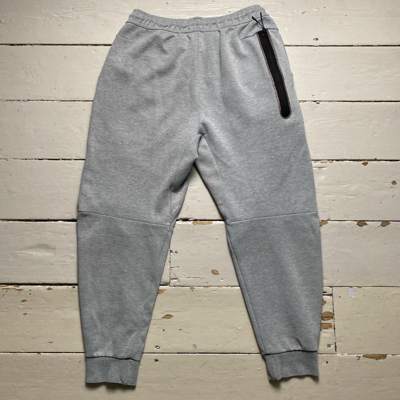 Nike Tech Fleece New Season Grey Tracksuit