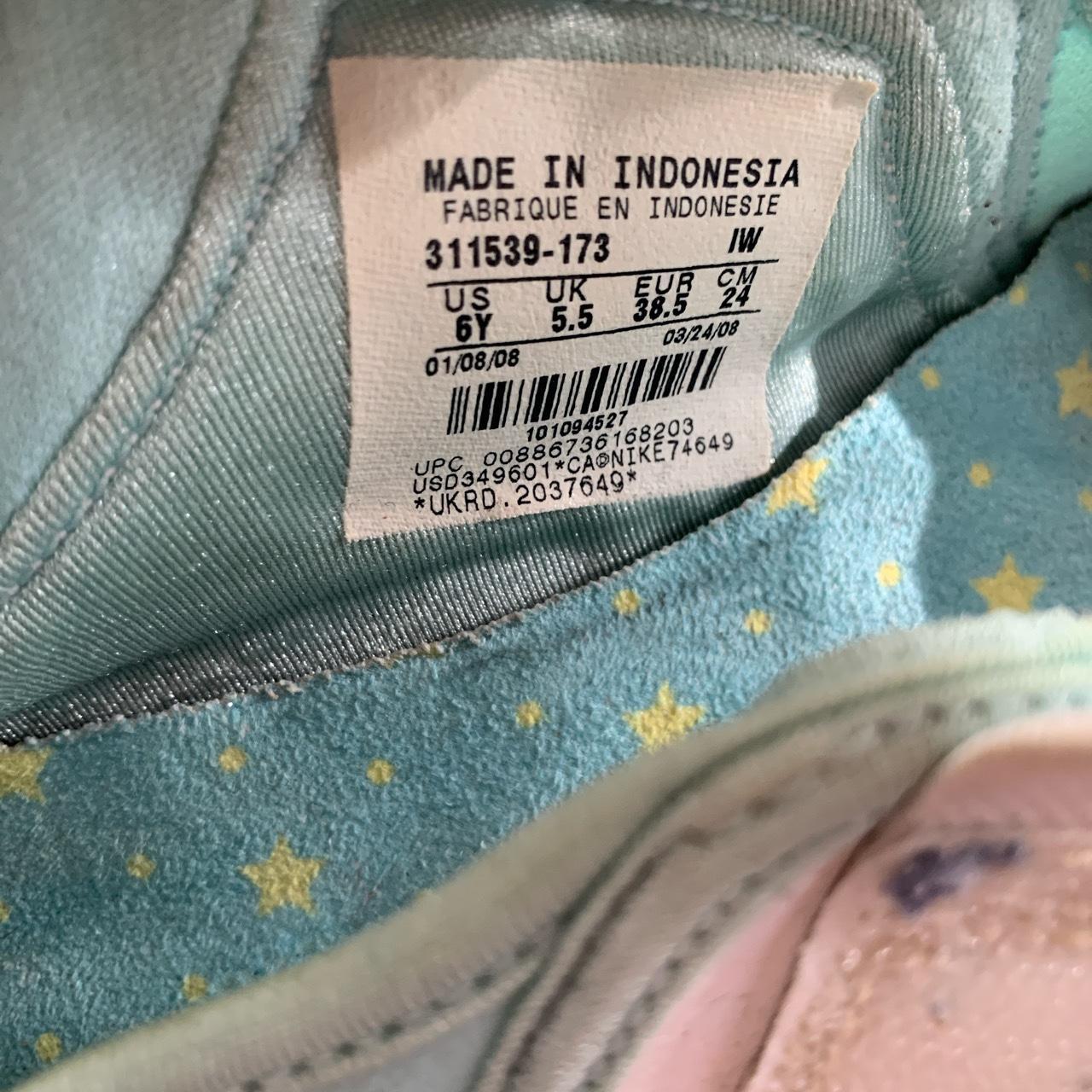 Nike Air Rift Vintage Stars White and Turquoise (UK 5.5)