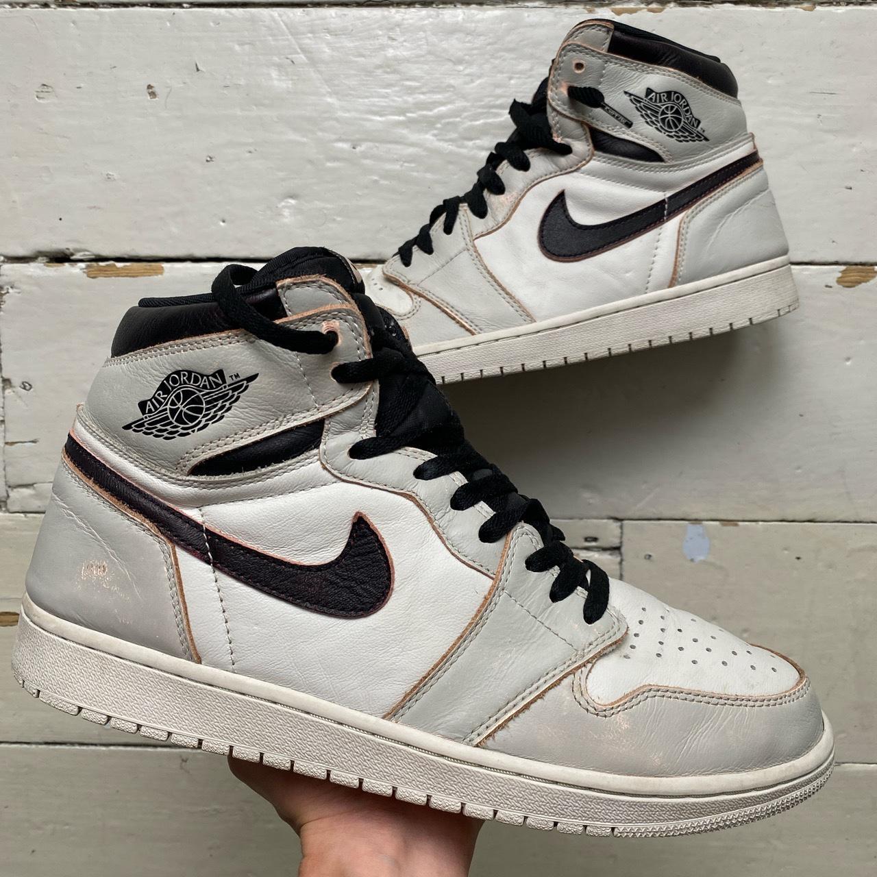 Aj1 defiant light bone online