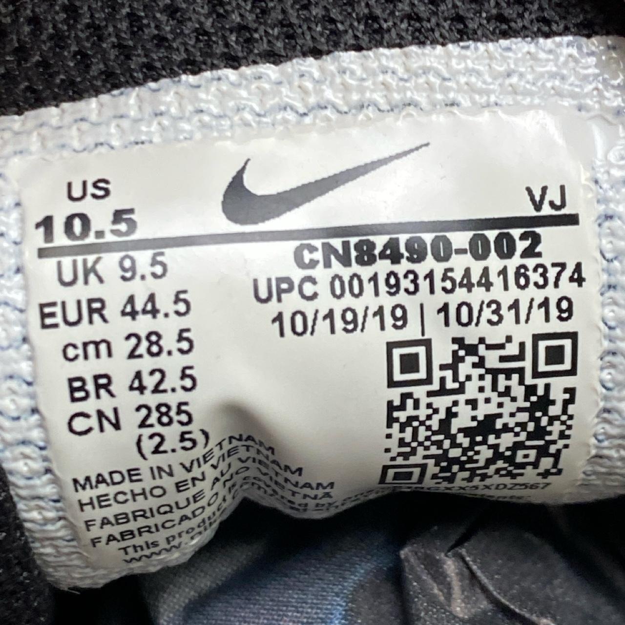 Nike Air Max 90 Black Grey and White (UK 9.5)