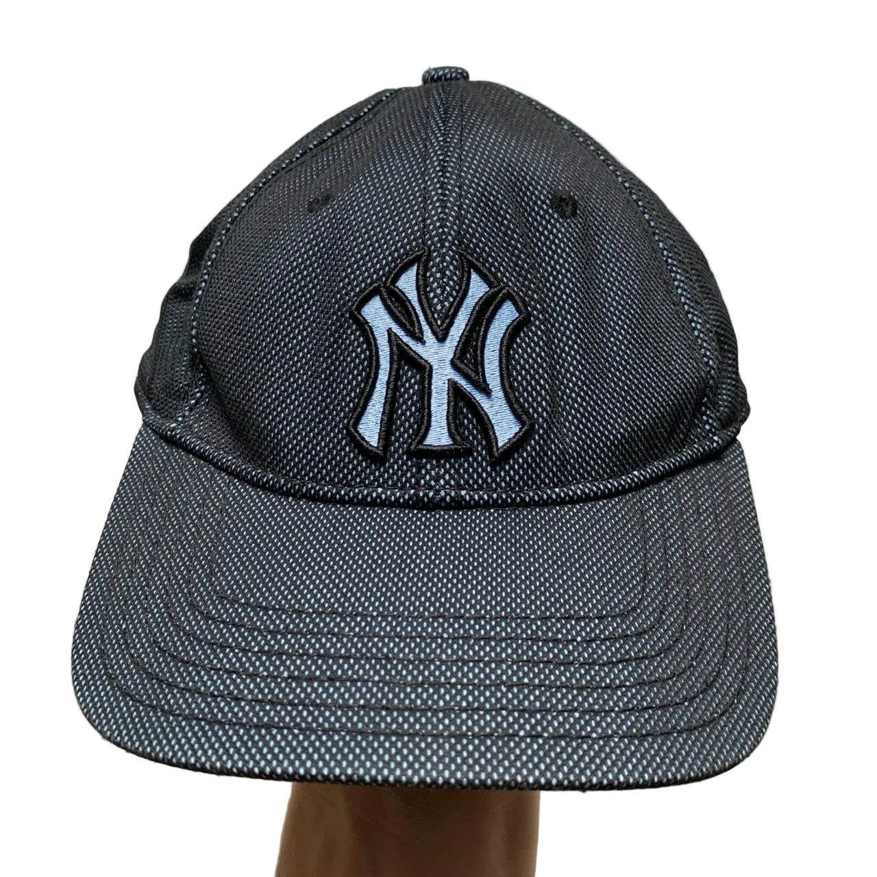 New York Yankees NY Strap Baseball Cap Blue and Black