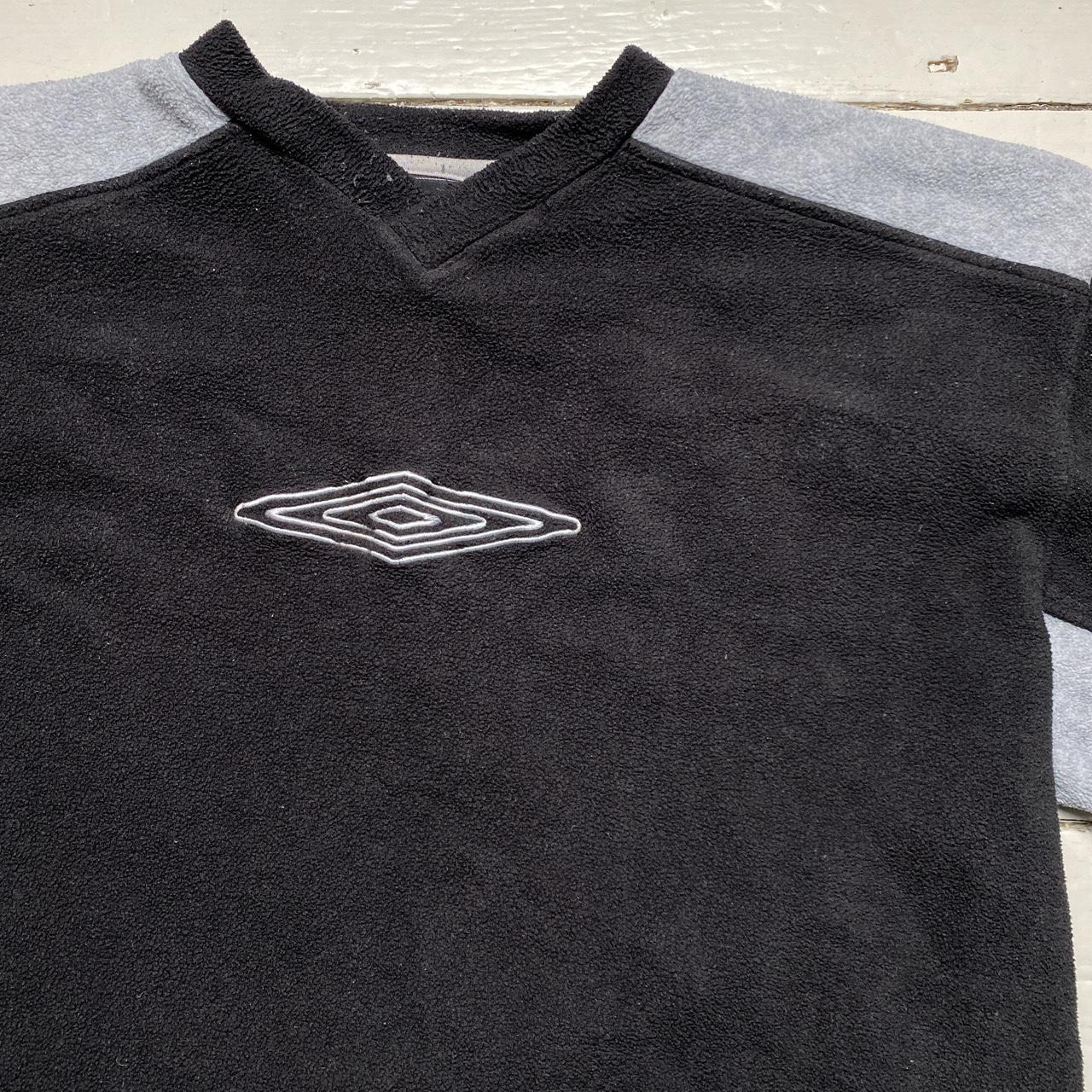 Umbro Vintage Black and Grey Fleece Jumper