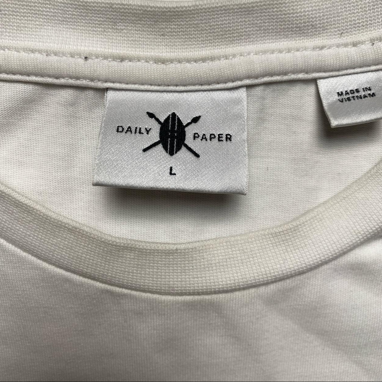 Daily Paper White and Green T Shirt (L)