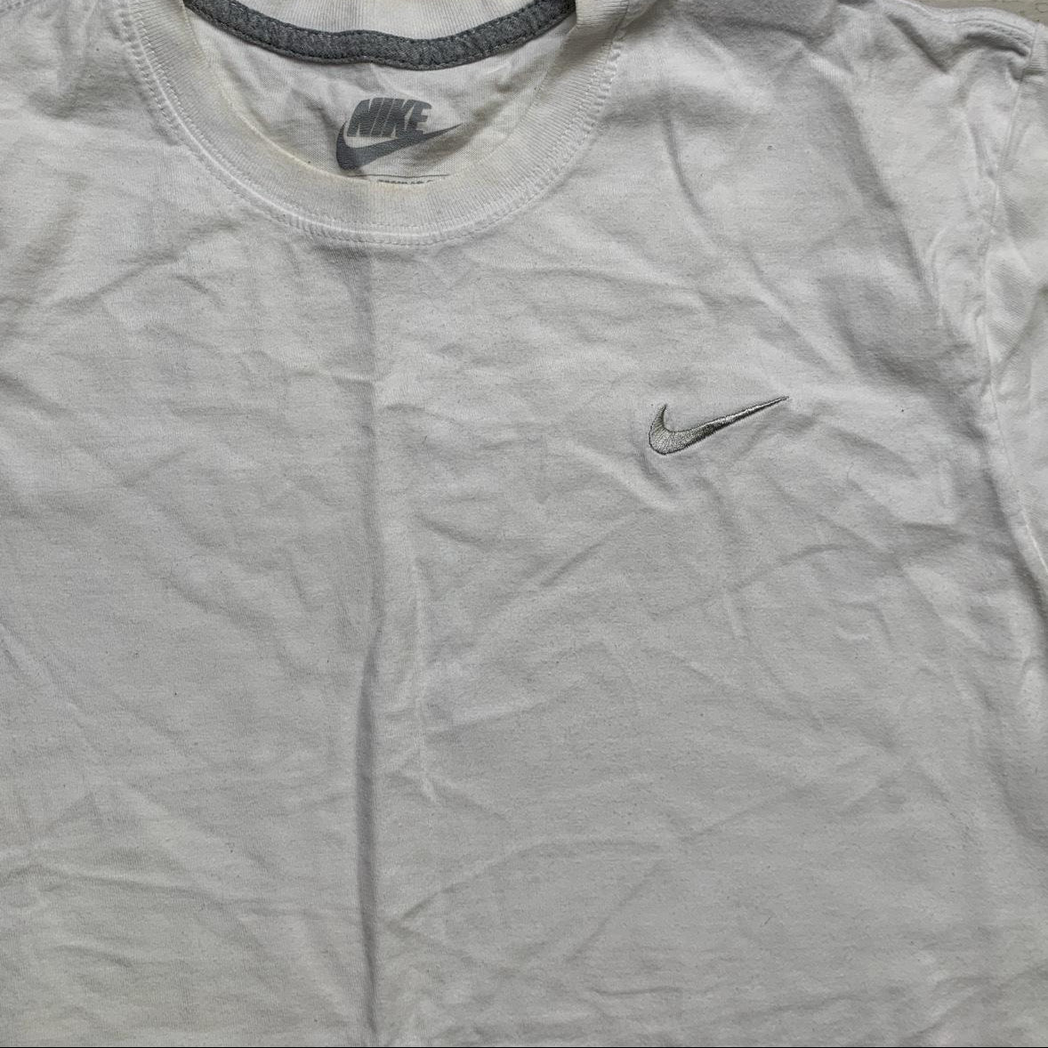 Nike Vintage Swoosh White and Grey T Shirt (L)
