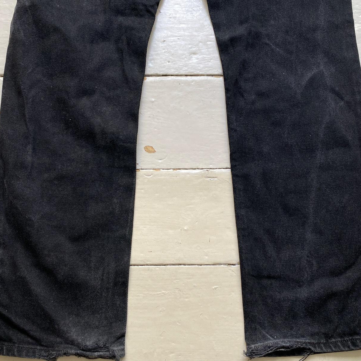 Levis Vintage 505 Baggy Distressed Black Jeans (34W)