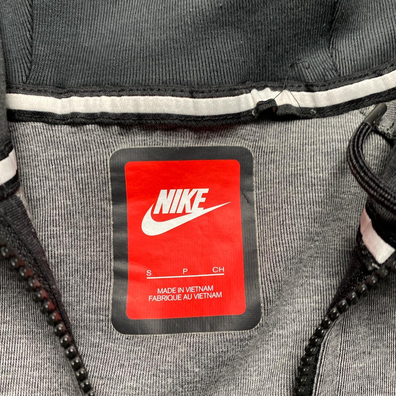 Nike Tech Fleece Grey Hoodie (S)