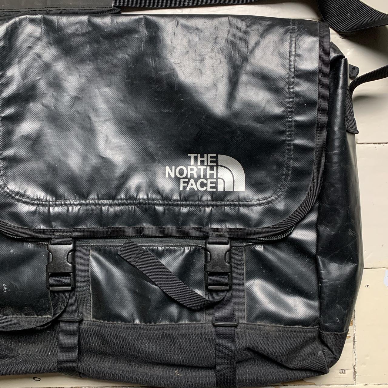 The North Face Messenger Side Bag Black and White