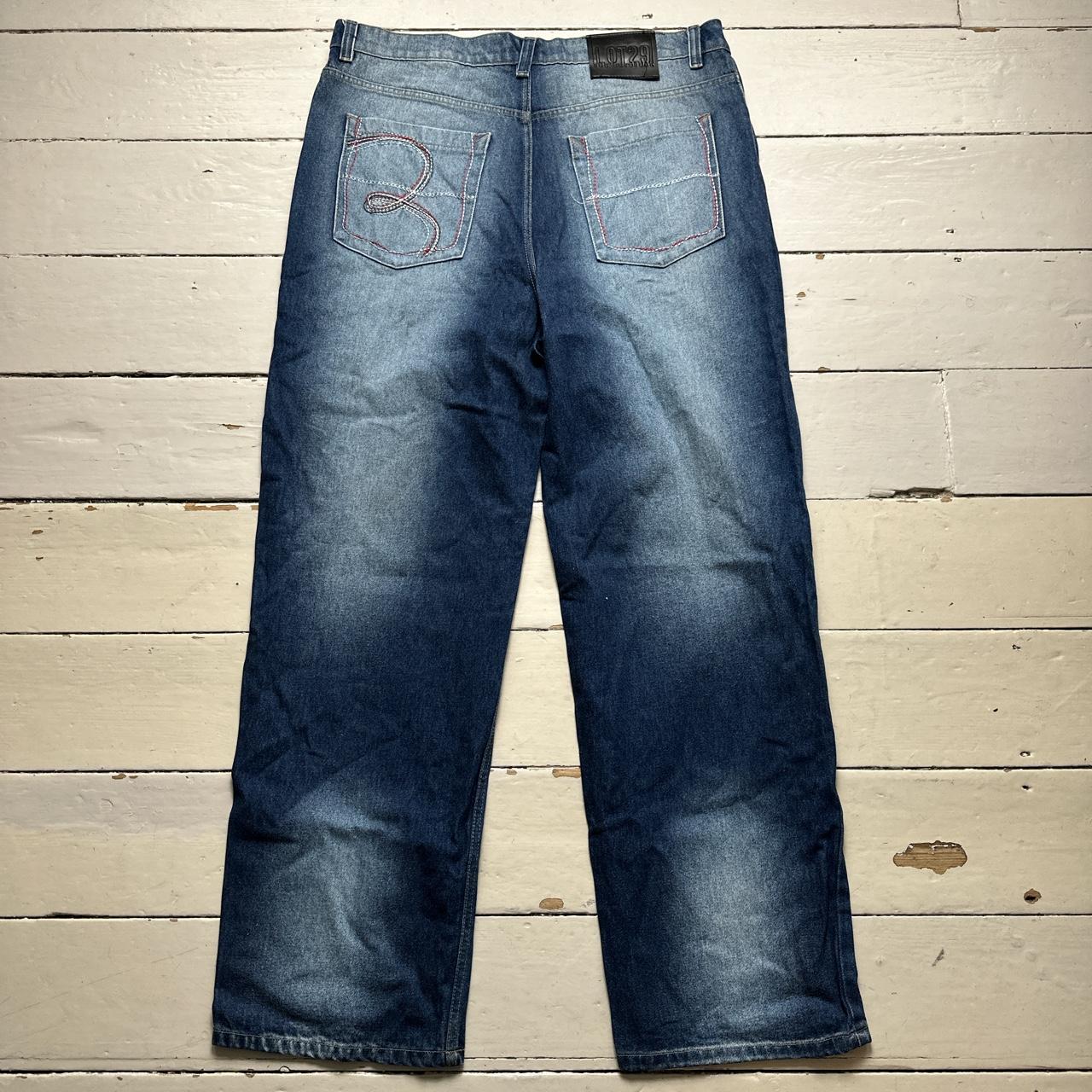 LOT 29 Vintage Looney Tunes Baggy Jeans