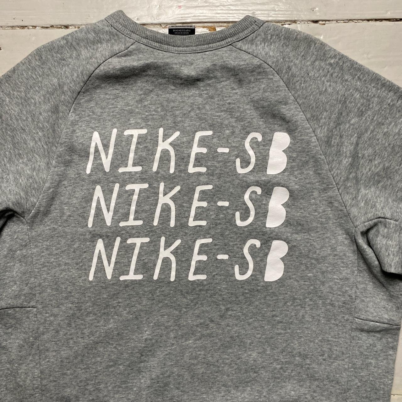 Nike SB Grey and White Jumper
