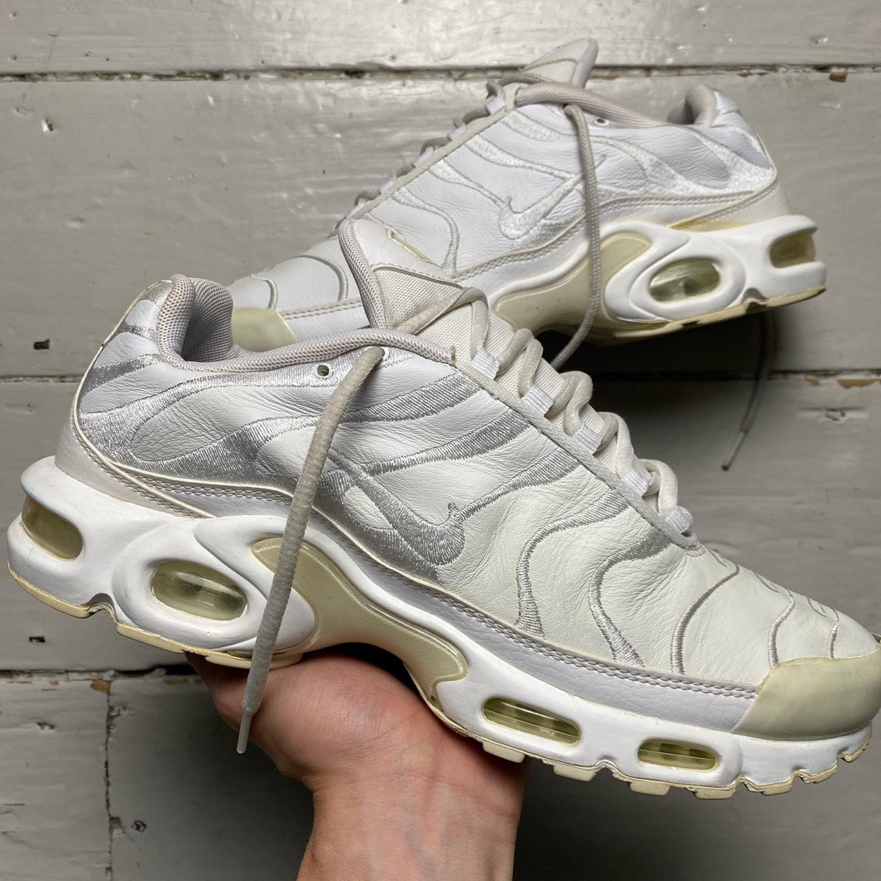 Nike tn white clearance leather