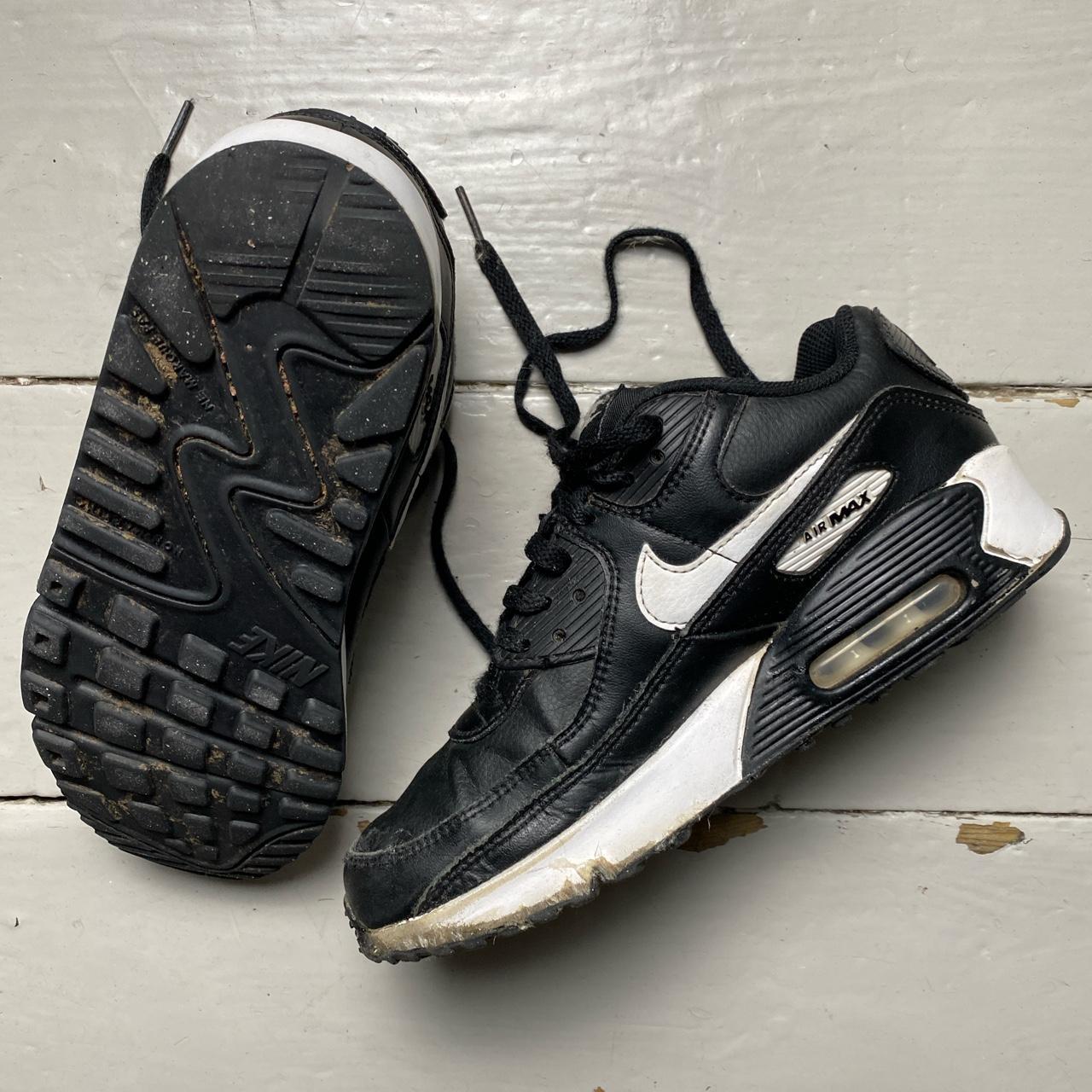 Nike Air Max 90 Black and White