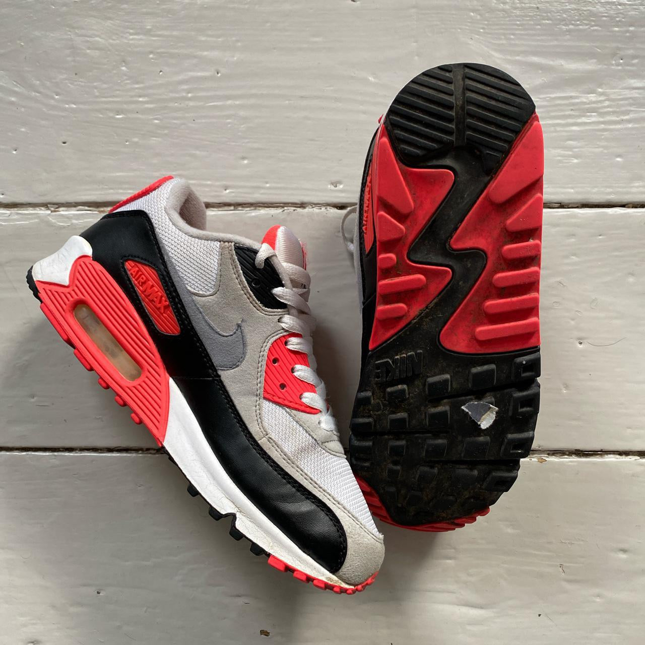 Nike Air Max 90 Infrared (UK 5.5)