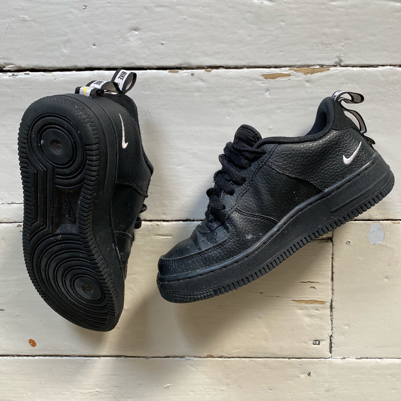 Nike Air Force 1 Utility (UK 4)