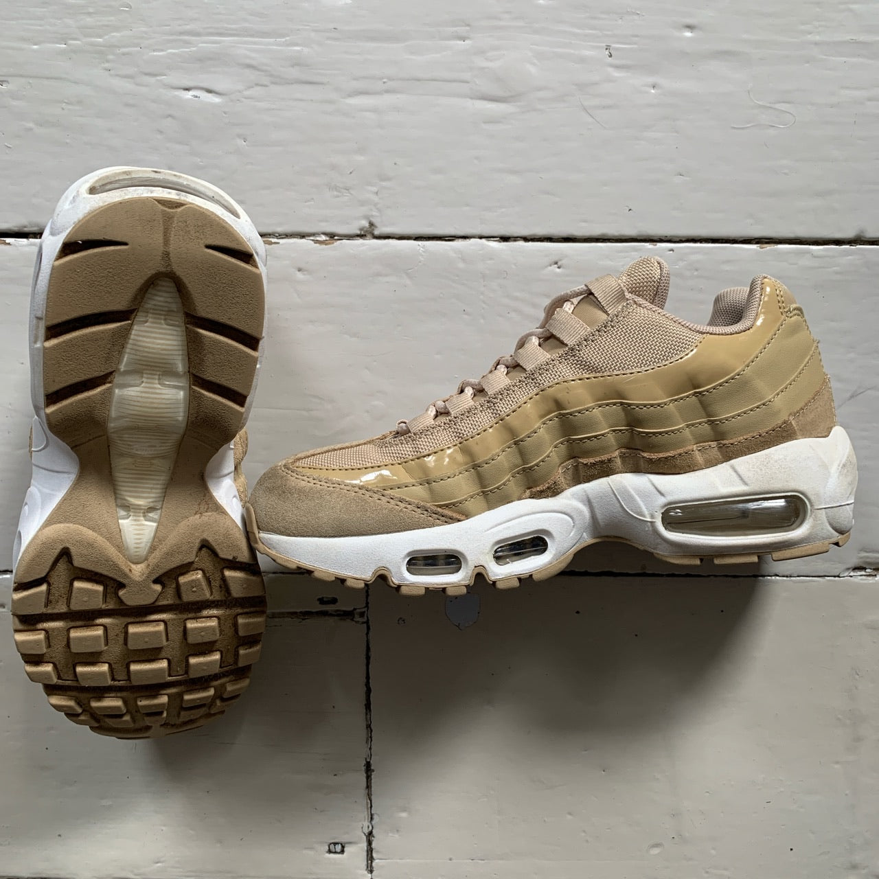 Nike Air Max 95 Beige (UK 4)