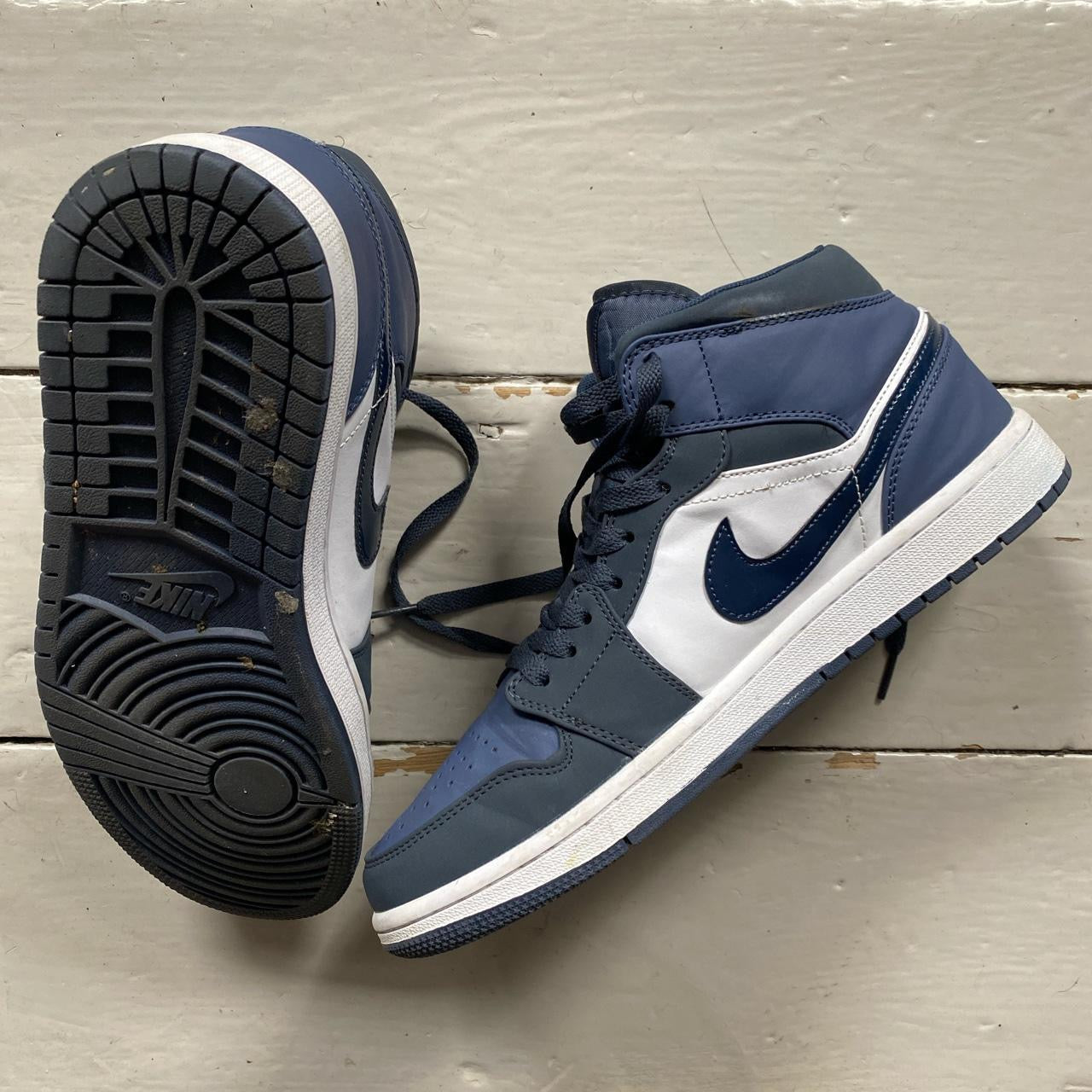 Jordan 1 Mid Obsidian Sanded Purple (UK 10)