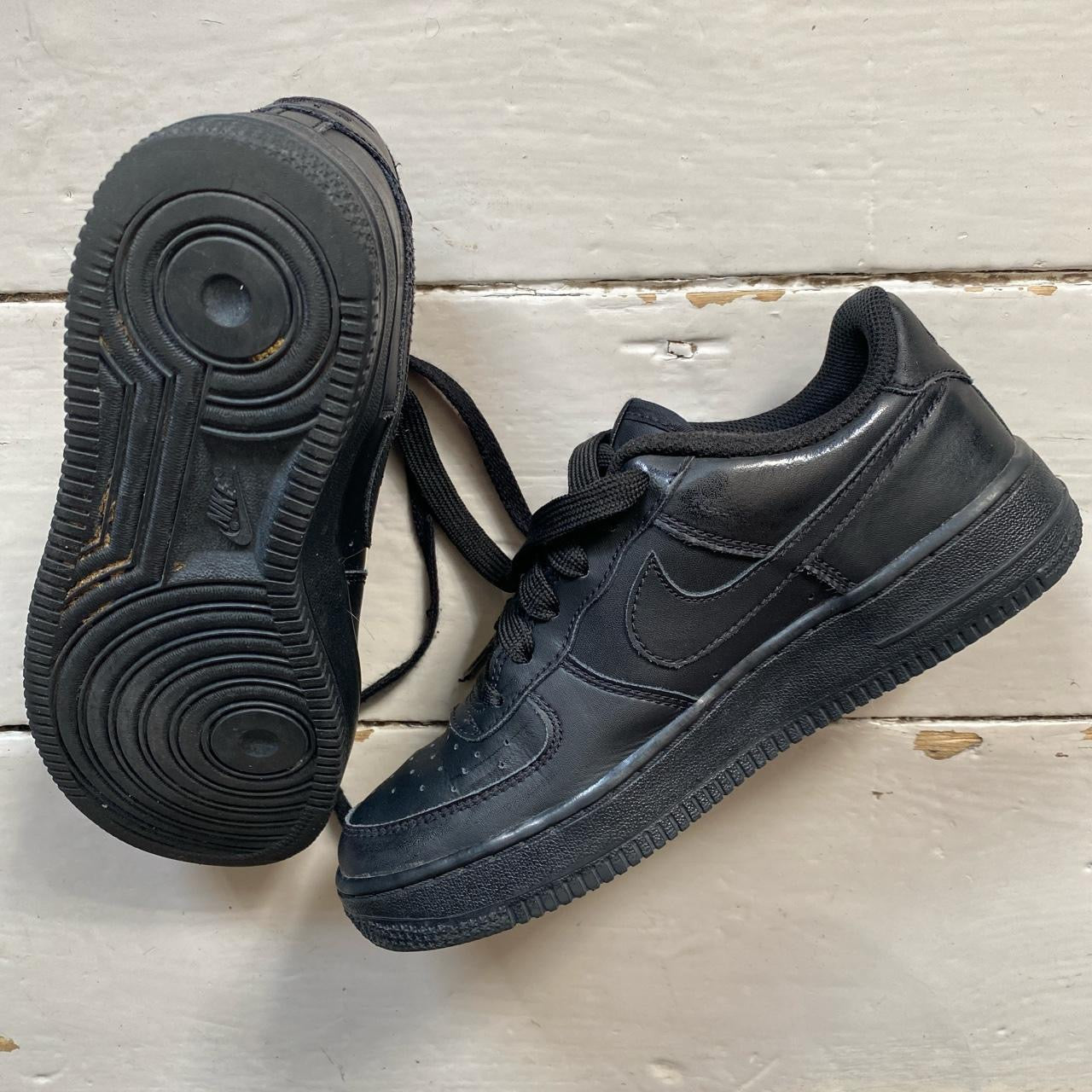Nike Air Force 1 Black (UK 4.5)