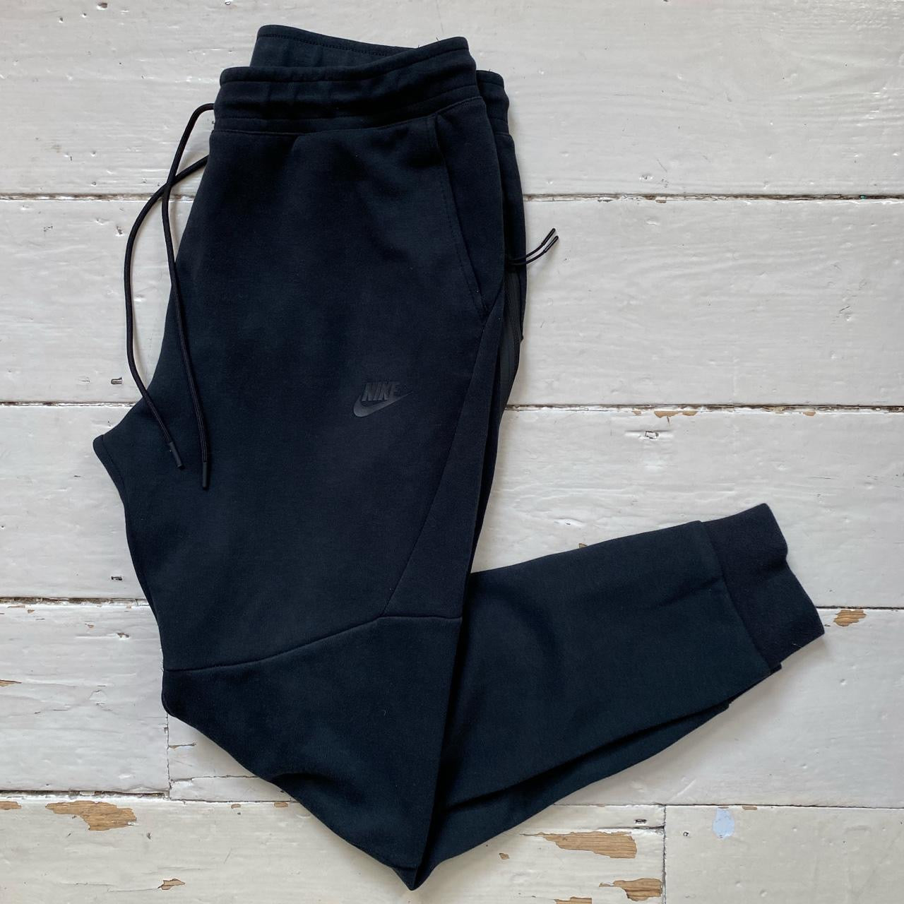 Nike Tech Fleece Old Season Black Joggers (Medium)