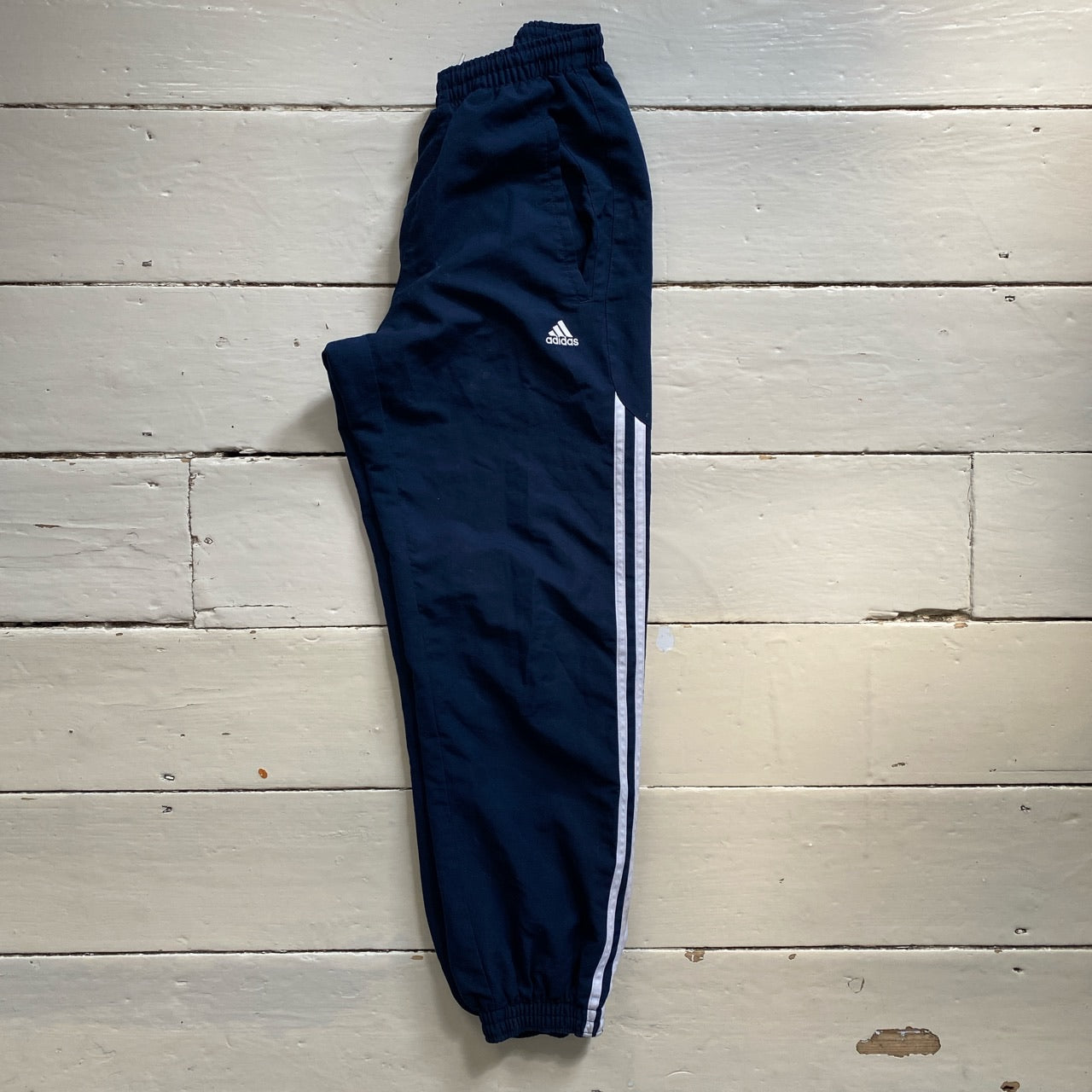 Adidas Navy Shell Bottoms (28/28)