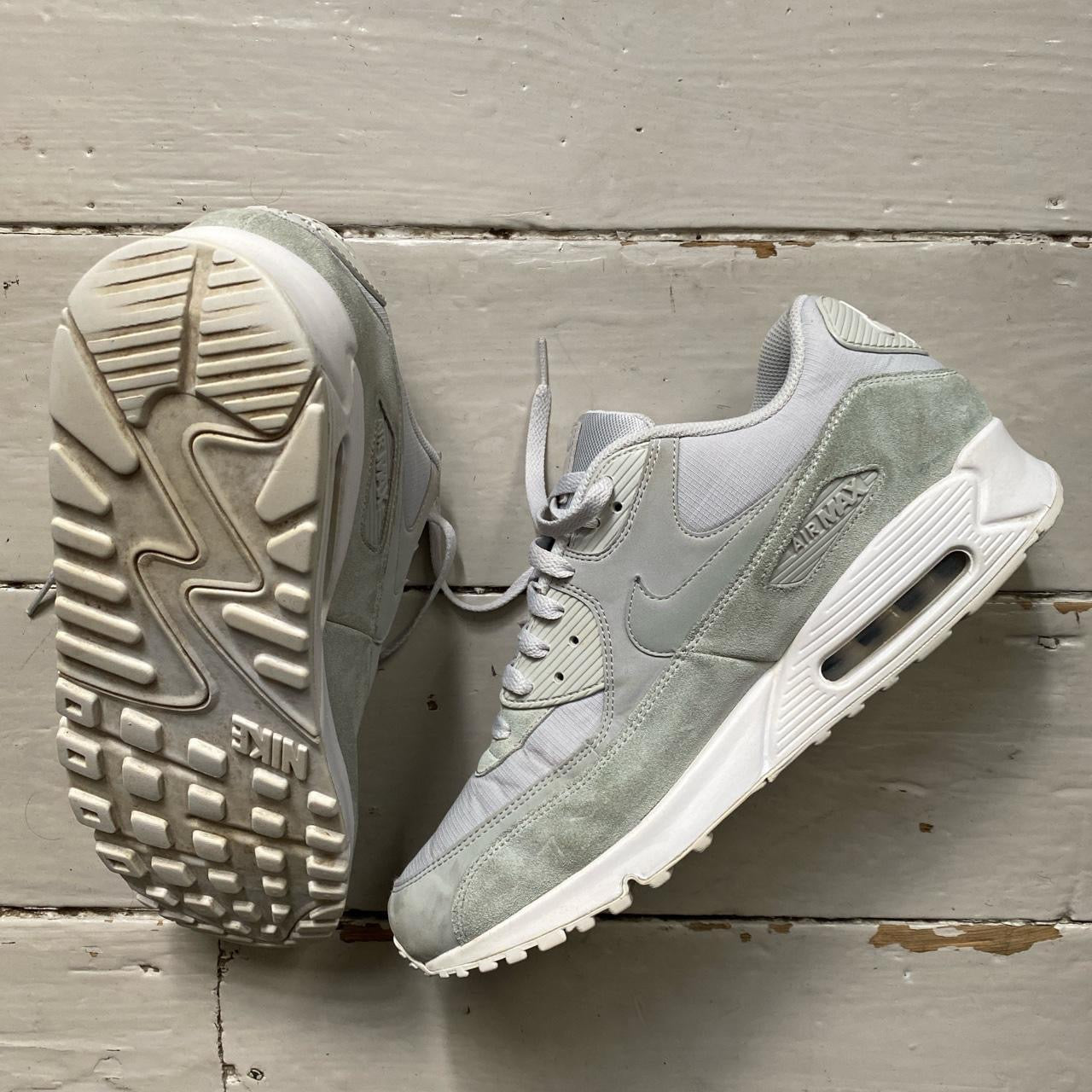 Nike Air Max 90 Grey and White (UK 12)