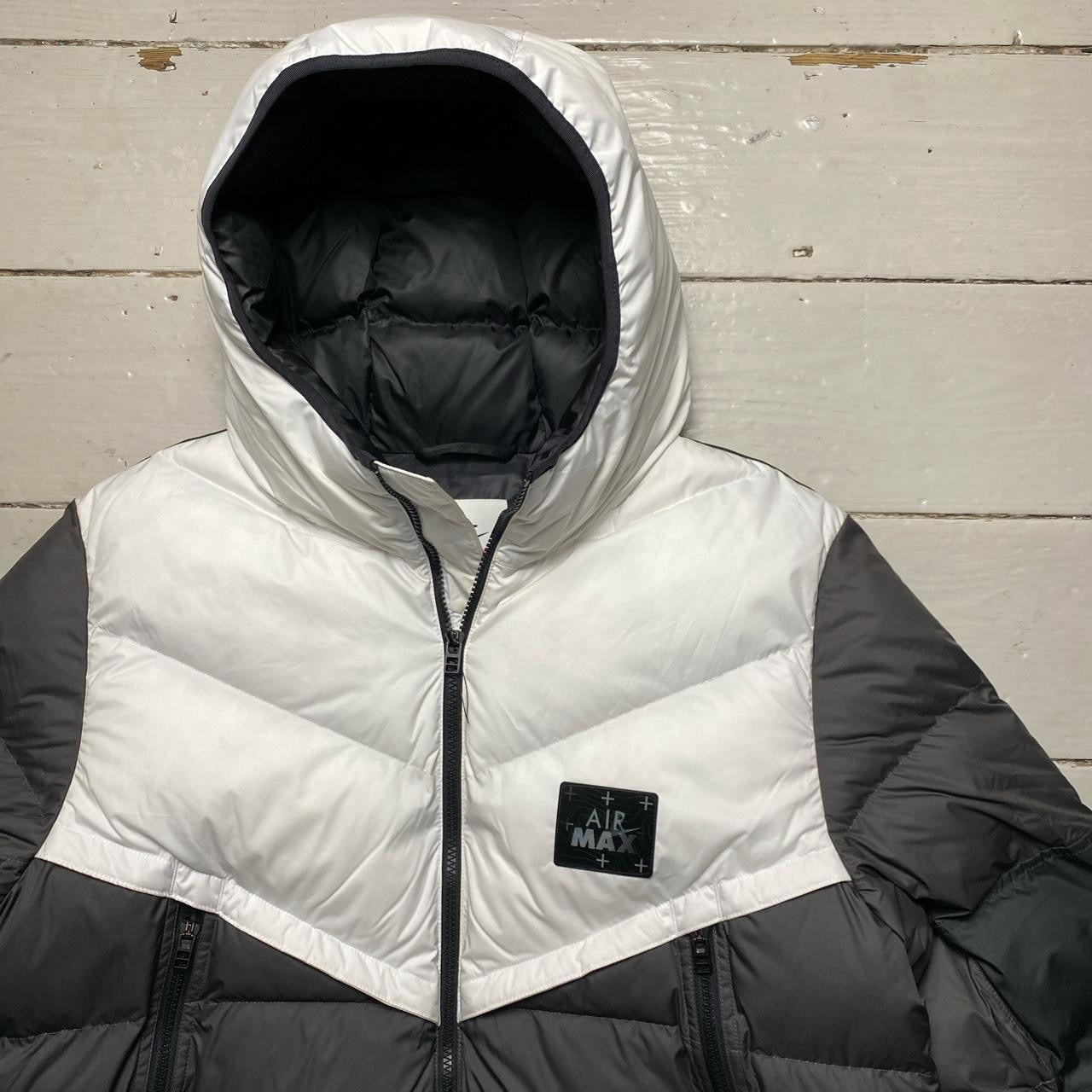 Nike Air Max Puffer Bubble Coat (Large)