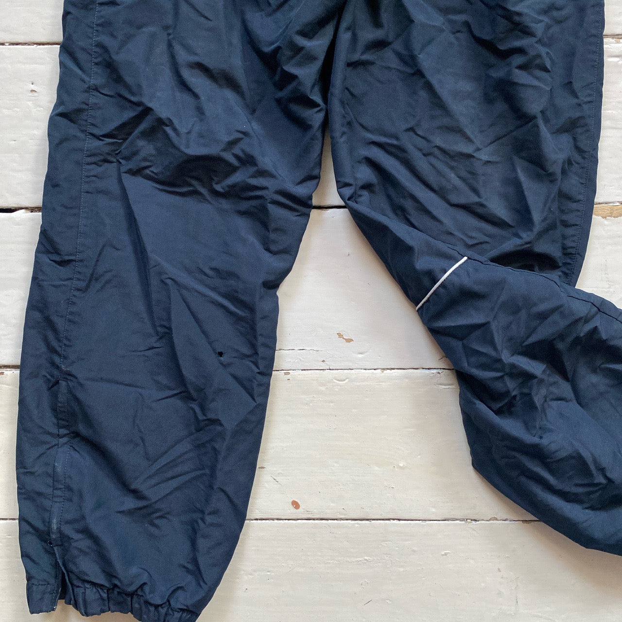 Nike Vintage Swoosh Shell Bottoms (Medium)