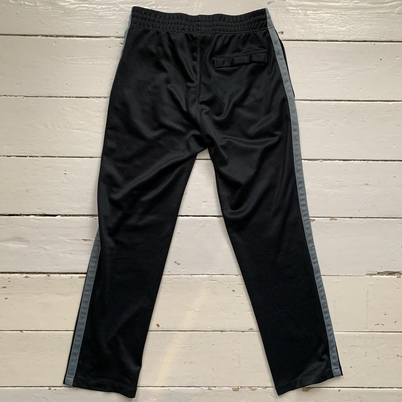 Nike Air Black and White Joggers (Small)