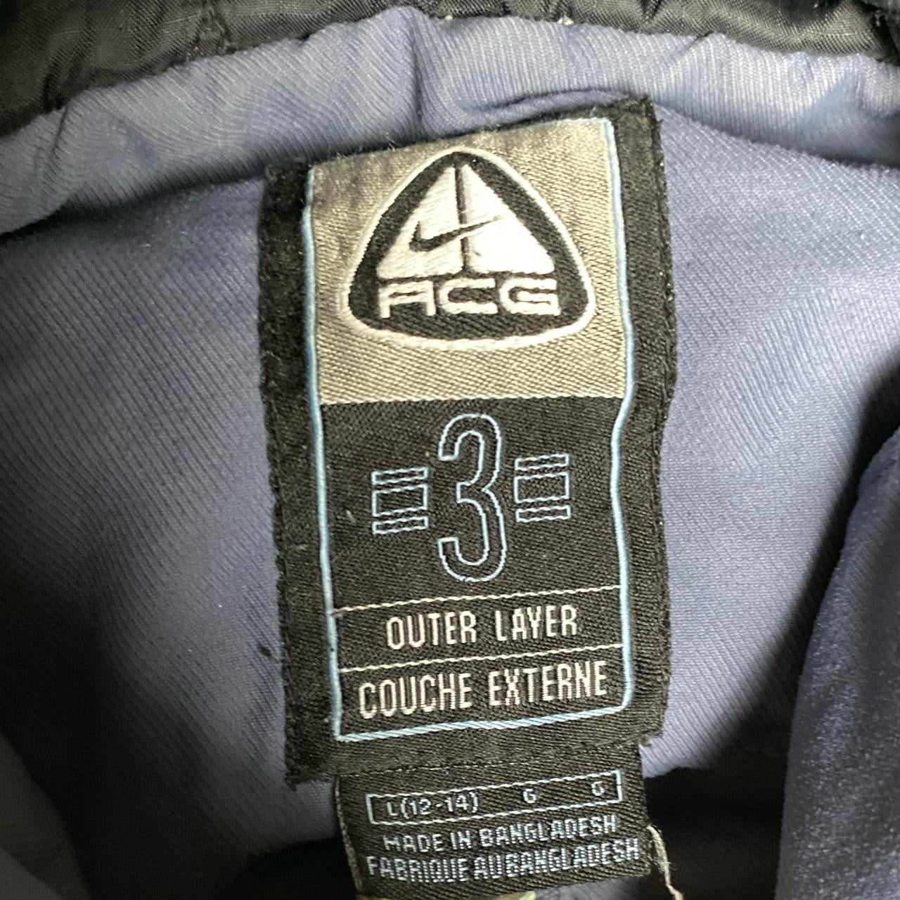 Nike ACG Womens Jacket (Large)