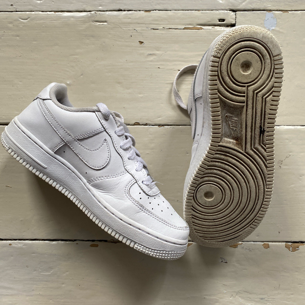 Nike Air Force 1 White (UK 5)