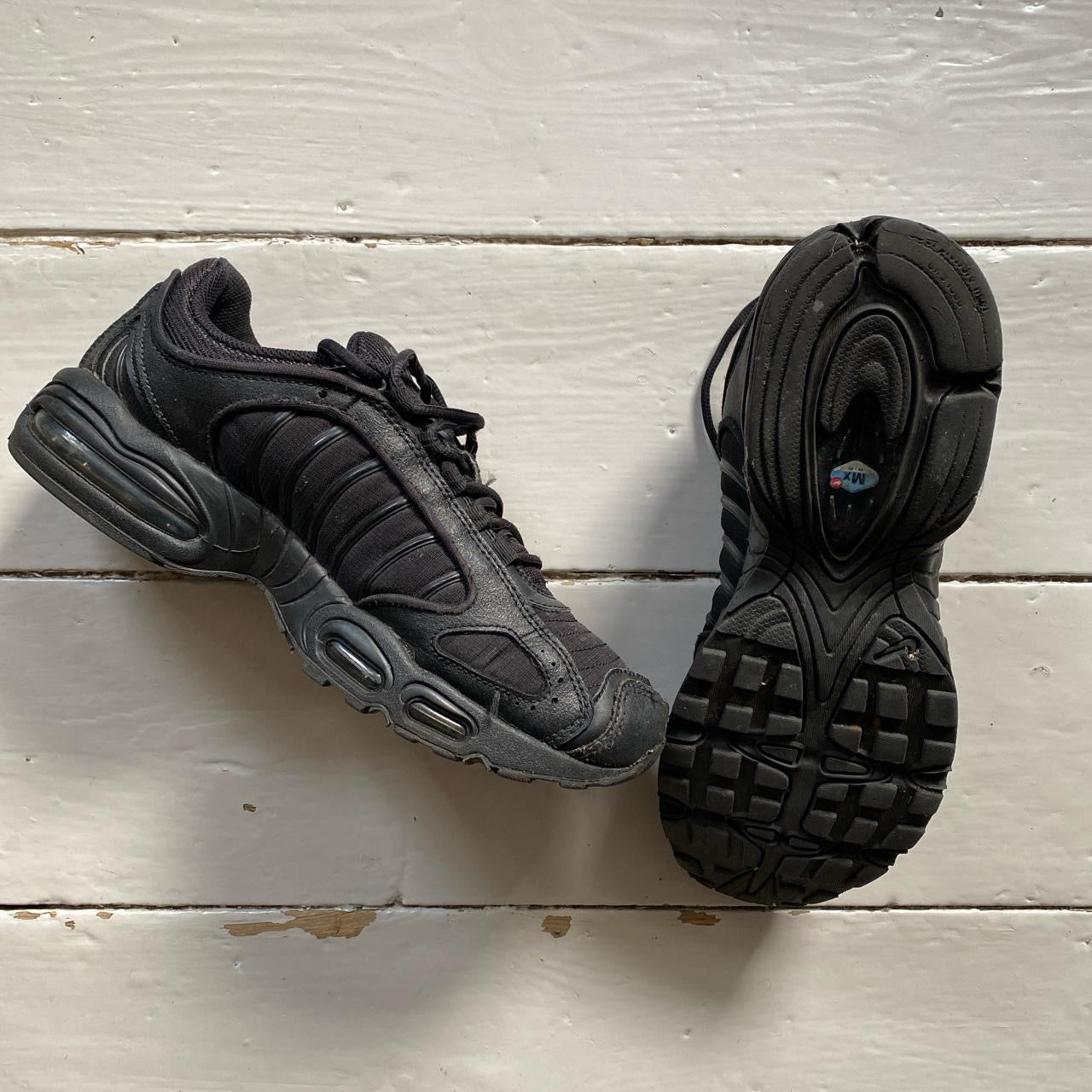 Nike Air Max Tailwind IV Black (UK 9)