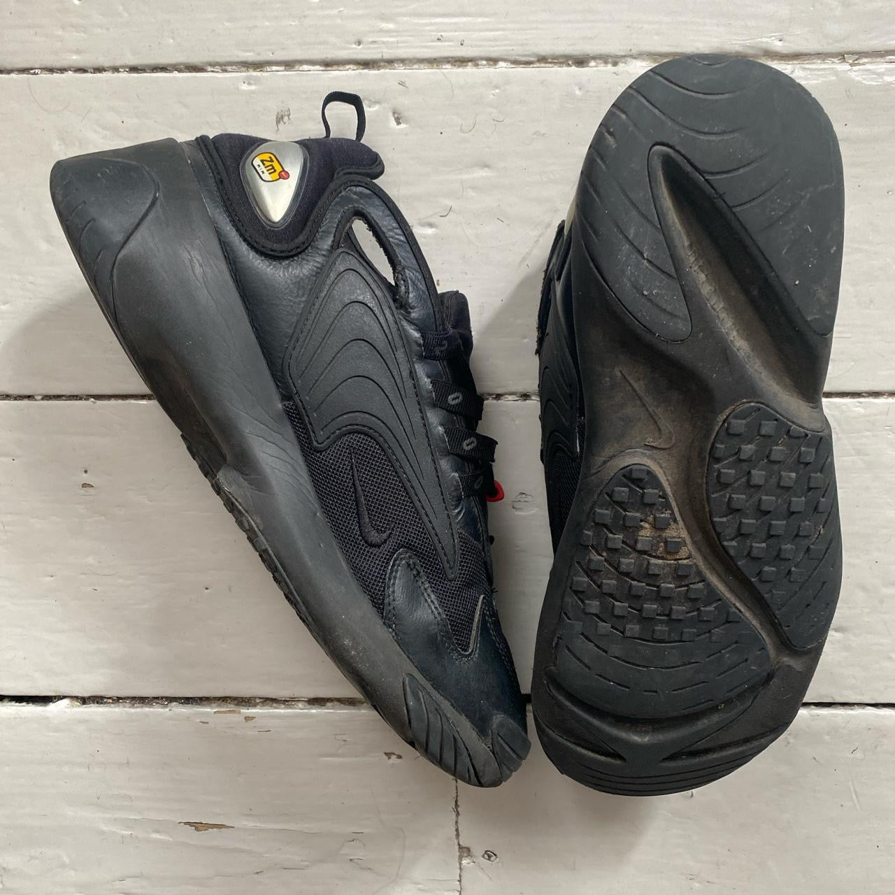 Nike Zoom 2000 Black (UK 10)